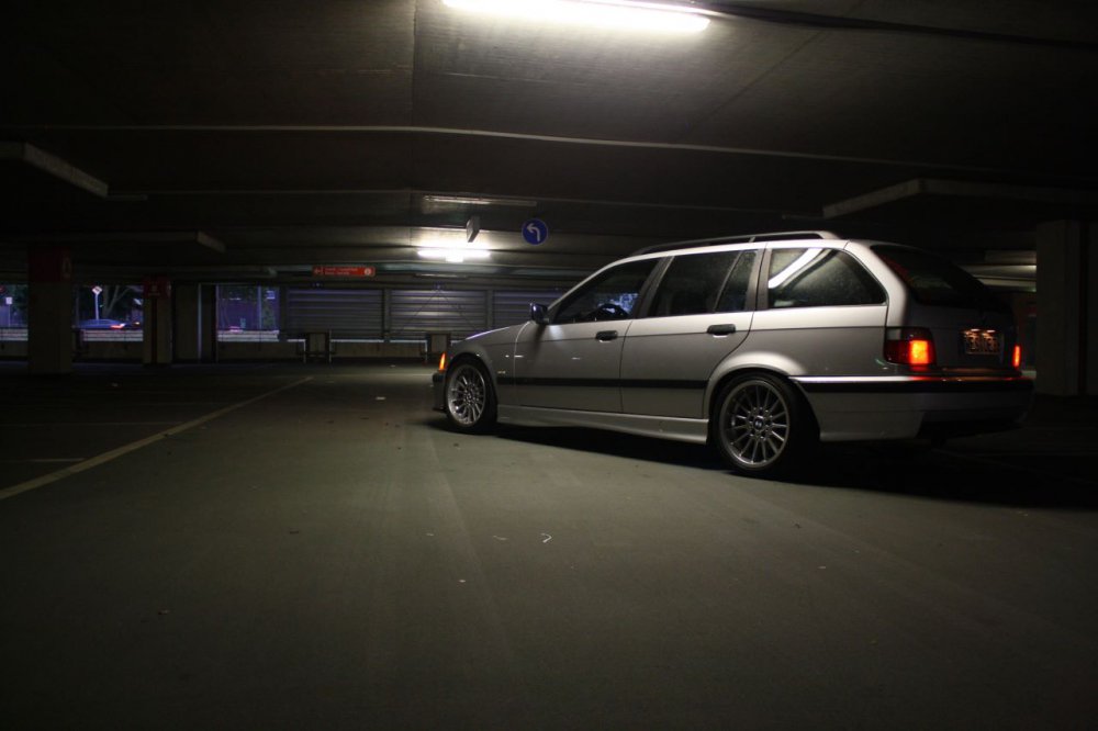 318i Touring - Silversurver rolling on 32's - 3er BMW - E36