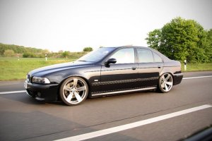 Meine Emma / update M6 Räder , KW V2 gewinde - 5er BMW - E39 Meine Emma / update M6 Räder , KW V2 gewinde - 5er BMW - E39
