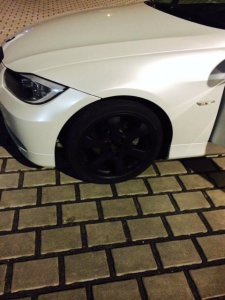 BMW e90 320d - 3er BMW - E90 / E91 / E92 / E93
