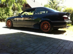 M/// Black-Pearl E36 328i Coupé - 3er BMW - E36 M/// Black-Pearl E36 328i Coupé - 3er BMW - E36