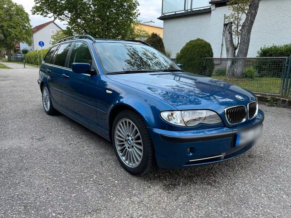 330i topasblau - 3er BMW - E46