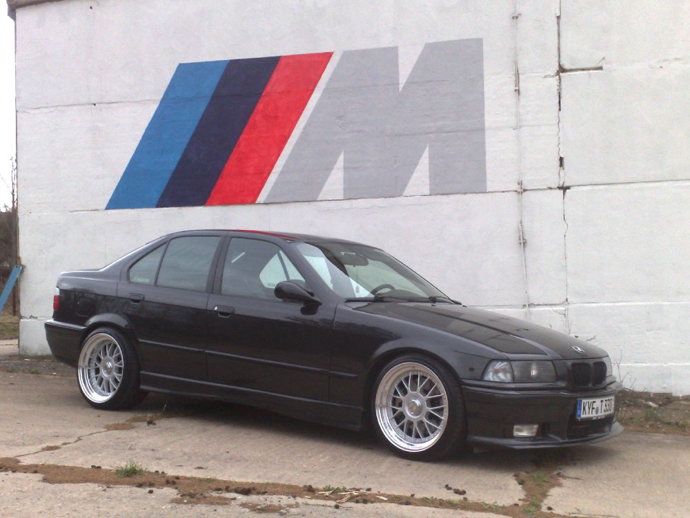 3.18i-->M3 Diamantschwarzmet. - 3er BMW - E36