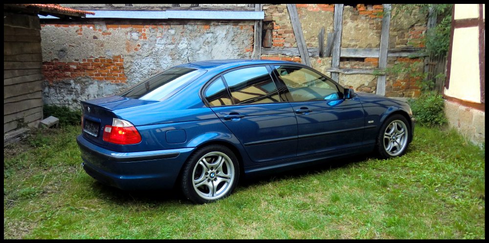 E46 330i Limo in Topasblau Shadowline - 3er BMW - E46