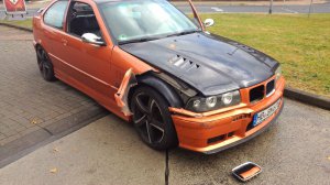 E36 Compact 325i Arancio Calipso - 3er BMW - E36 E36 Compact 325i Arancio Calipso - 3er BMW - E36