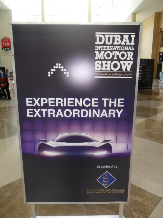 Dubai Motorshow 2011 - Fotos von Treffen & Events