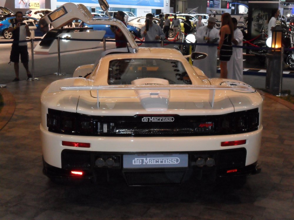 Dubai Motorshow 2011 - Fotos von Treffen & Events