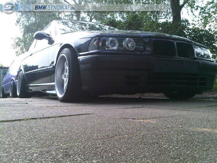 ///M Compact Black - 3er BMW - E36