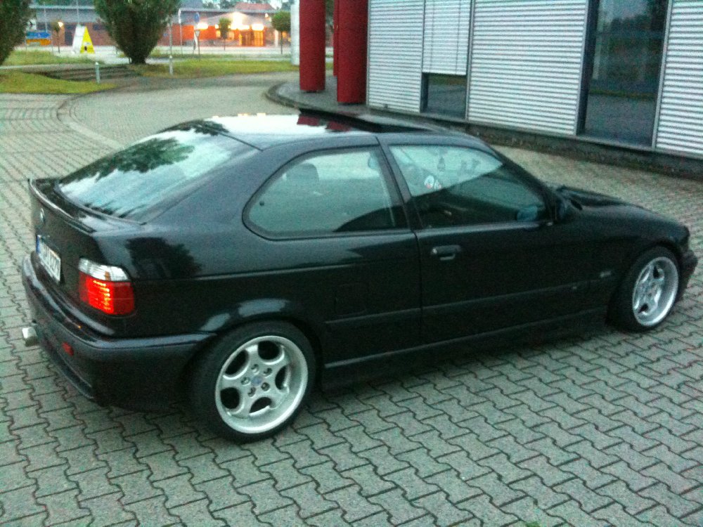 ///M Compact Black - 3er BMW - E36