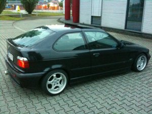 ///M Compact Black - 3er BMW - E36