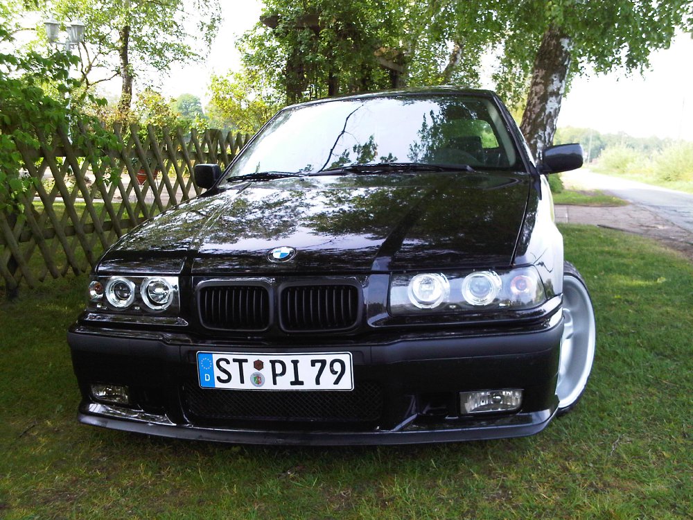 ///M Compact Black - 3er BMW - E36