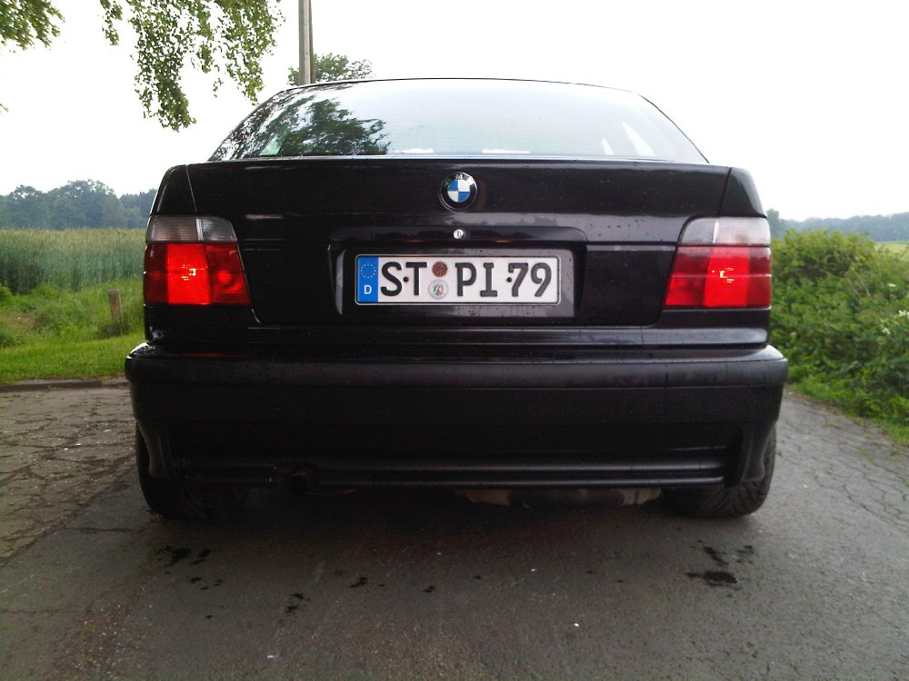 ///M Compact Black - 3er BMW - E36