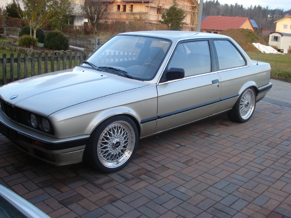 Dezenter V8 - 3er BMW - E30