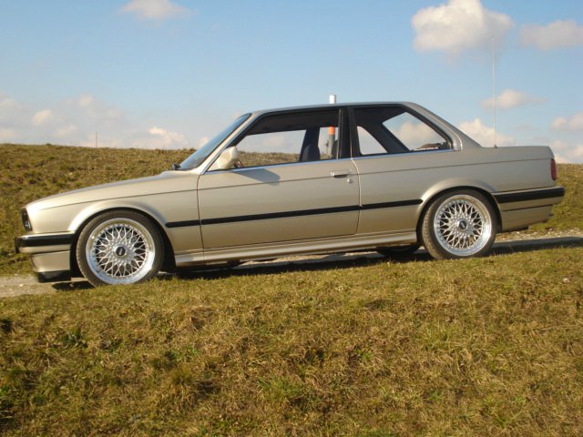 Dezenter V8 - 3er BMW - E30