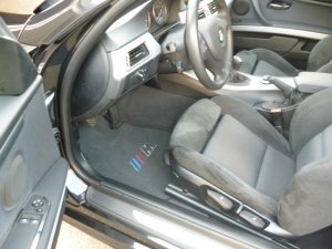 E92 320i M-Paket Blacksapphire - 3er BMW - E90 / E91 / E92 / E93 E92 320i M-Paket Blacksapphire - 3er BMW - E90 / E91 / E92 / E93