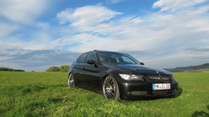 Dreidreißiger SCHWARZ - 3er BMW - E90 / E91 / E92 / E93 Dreidreißiger SCHWARZ - 3er BMW - E90 / E91 / E92 / E93