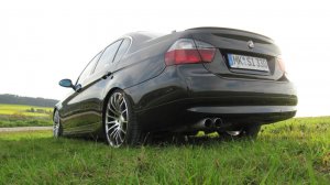 Dreidreißiger SCHWARZ - 3er BMW - E90 / E91 / E92 / E93 Dreidreißiger SCHWARZ - 3er BMW - E90 / E91 / E92 / E93