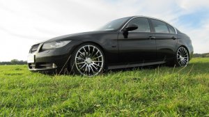Dreidreißiger SCHWARZ - 3er BMW - E90 / E91 / E92 / E93 Dreidreißiger SCHWARZ - 3er BMW - E90 / E91 / E92 / E93