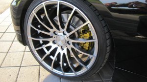 Tomason T9 Felge in 8.5x19 ET 35 mit kumho  Reifen in 225/35/19 montiert vorn Hier auf einem 3er BMW E90 330i (Limousine) Details zum Fahrzeug / Besitzer