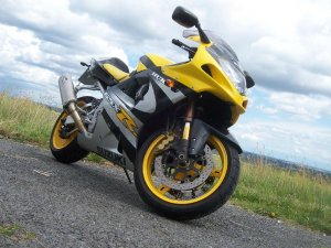 Suzuki GSX-R 1000 K-1 "Maja" - Fremdfabrikate