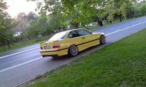 328i Individual Dakargelb II - 3er BMW - E36