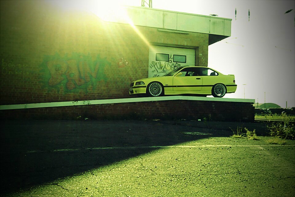 328i Individual Dakargelb II - 3er BMW - E36