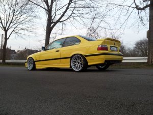 328i Individual Dakargelb II - 3er BMW - E36