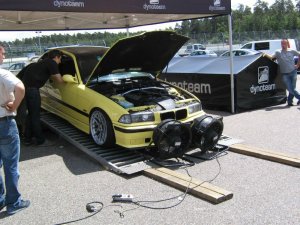 328i Individual Dakargelb II - 3er BMW - E36