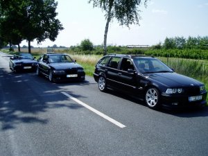 Black  E36  320i touring - 3er BMW - E36
