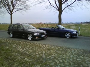 Black  E36  320i touring - 3er BMW - E36