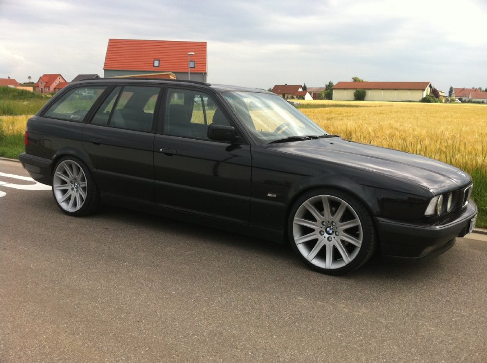 530 i Touring V8 - 5er BMW - E34