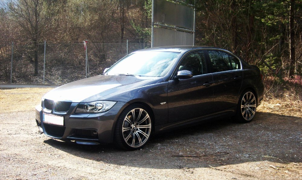 BMW E90 325i   M-Sport - 3er BMW - E90 / E91 / E92 / E93