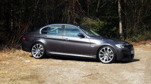 BMW E90 325i   M-Sport - 3er BMW - E90 / E91 / E92 / E93