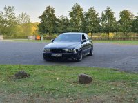 Diplomatenschlitten - 5er BMW - E39 - 2019 (18).jpg