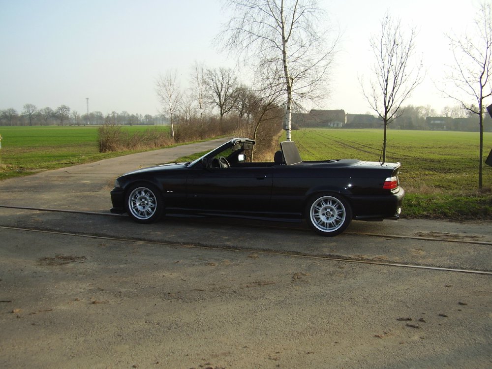 BMW 328i Cabrio - 3er BMW - E36