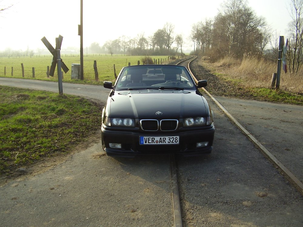 BMW 328i Cabrio - 3er BMW - E36