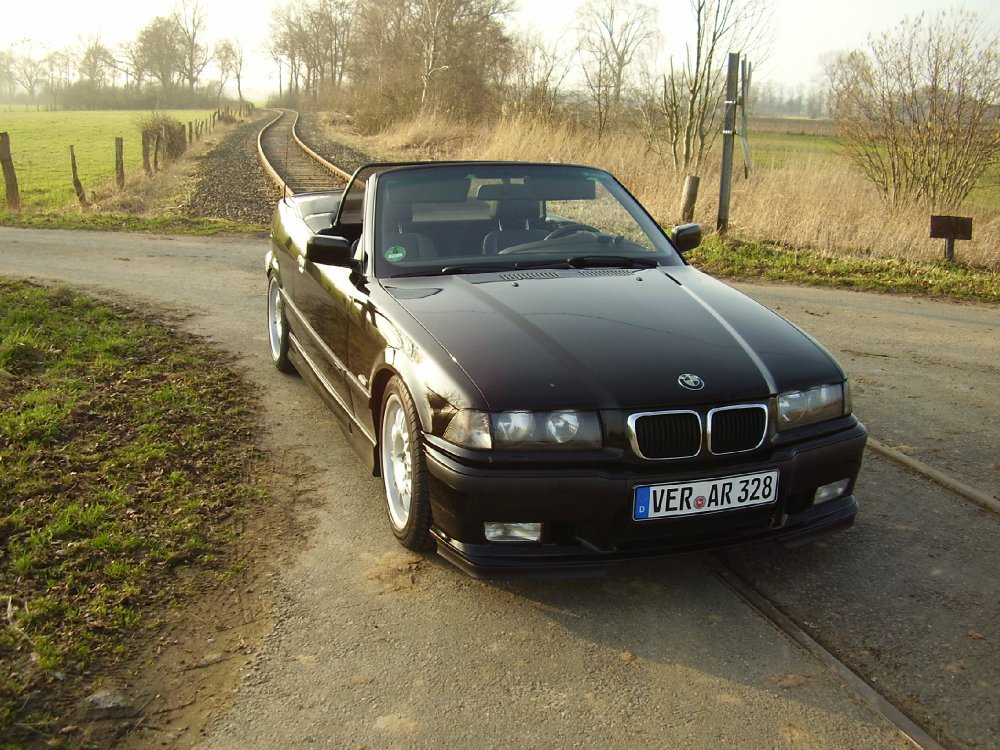 BMW 328i Cabrio - 3er BMW - E36