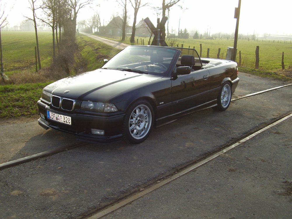 BMW 328i Cabrio - 3er BMW - E36