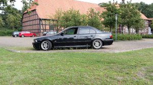 Diplomatenschlitten - 5er BMW - E39