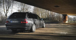 OEMPLUS 330i Touring - 3er BMW - E46
