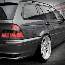 OEMPLUS 330i Touring - 3er BMW - E46