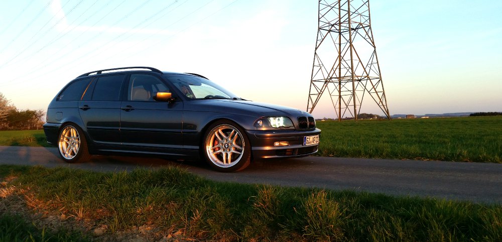 OEMPLUS 330i Touring - 3er BMW - E46