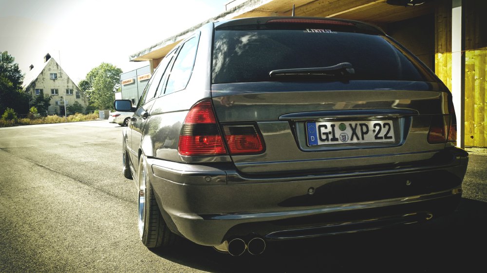 OEMPLUS 330i Touring - 3er BMW - E46