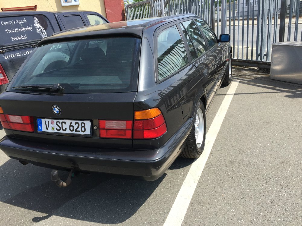 E34 520i Touring - Kombi nach Maß :-) - 5er BMW - E34 E34 520i Touring - Kombi nach Maß :-) - 5er BMW - E34
