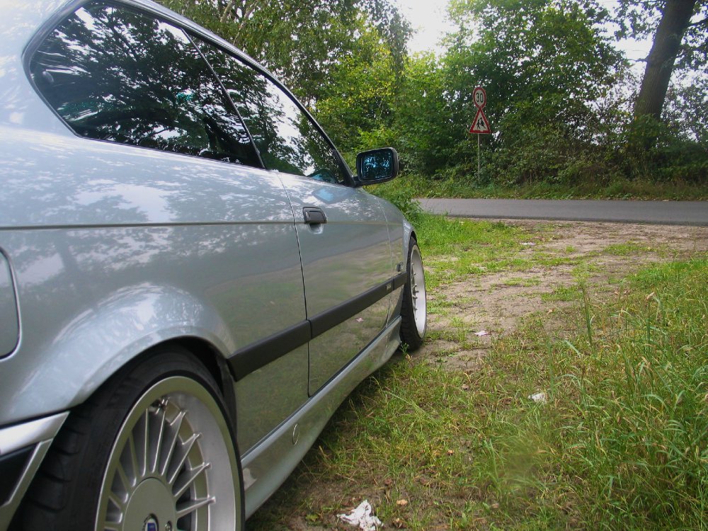 325i, Arktissilber, Alpina Classics - 3er BMW - E36