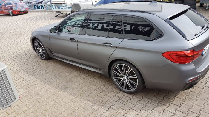 BMW 5er G31 530d M-Paket matt grau metallic - 5er BMW - G30 / G31 und M5