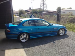 Blue Edition - 3er BMW - E36 Blue Edition - 3er BMW - E36