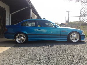 Blue Edition - 3er BMW - E36 Blue Edition - 3er BMW - E36