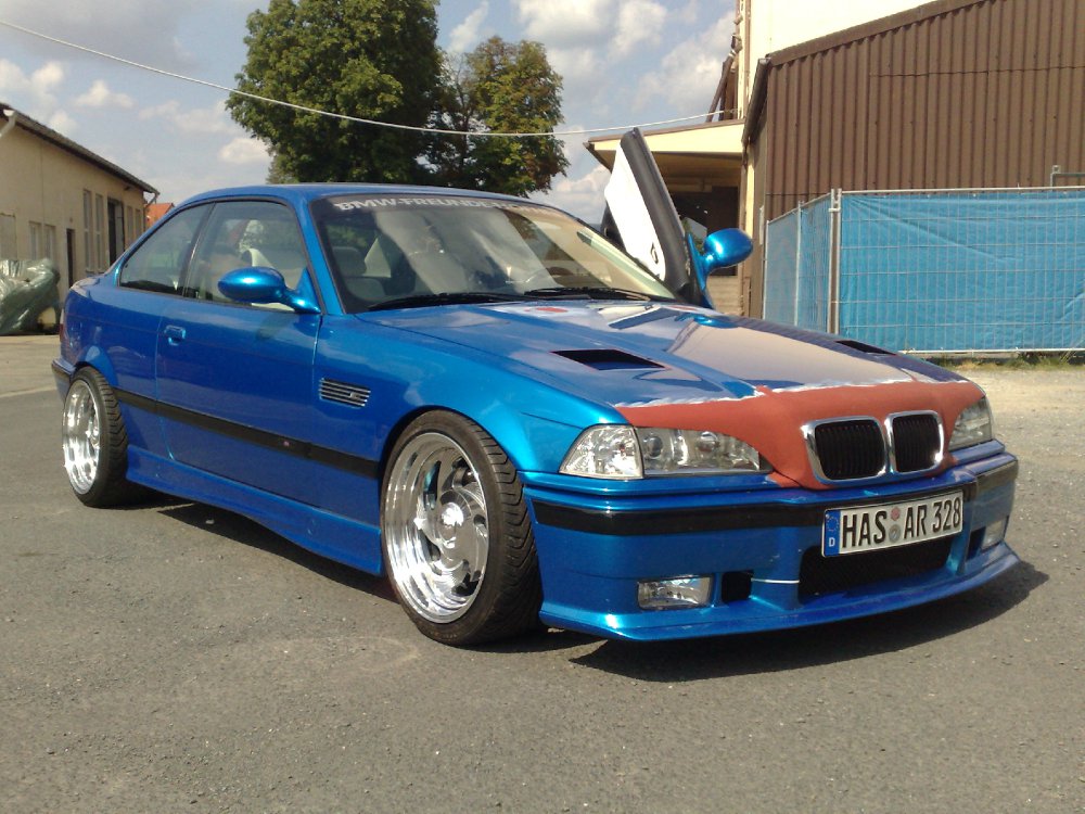 Blue Edition - 3er BMW - E36