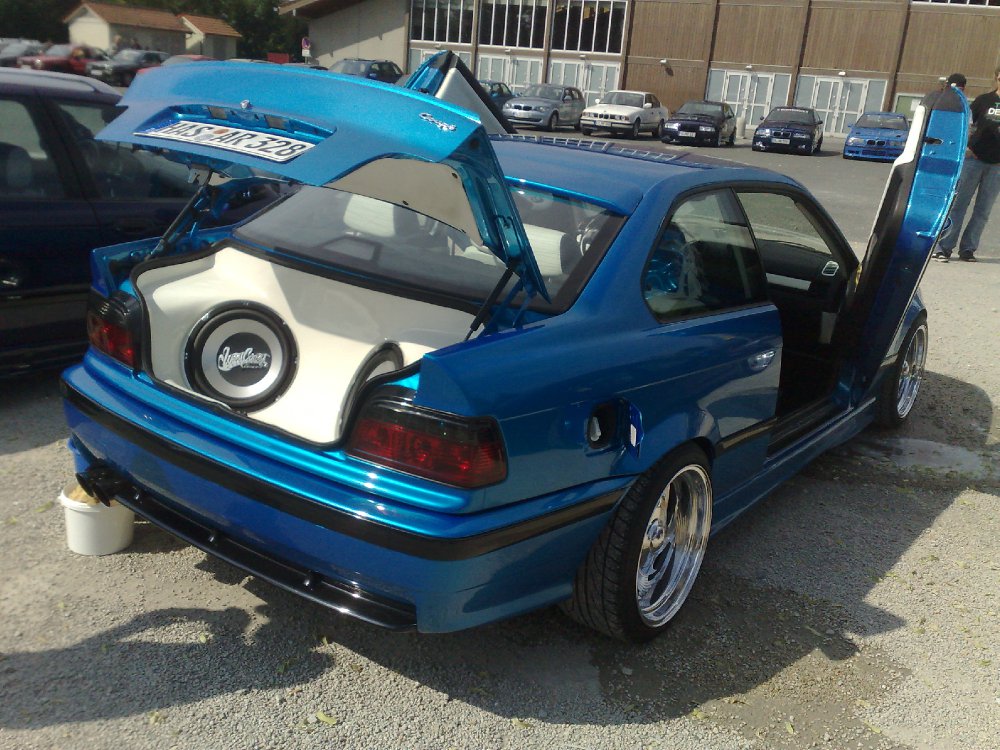 Blue Edition - 3er BMW - E36