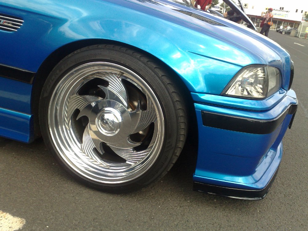 Blue Edition - 3er BMW - E36